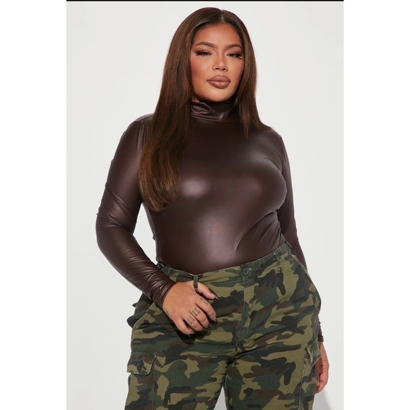 FAUX Leather Choc Brown Mock Neck Bodysuit 2X Fits 1X - Picture 3 of 7